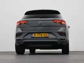 Volkswagen T-Roc (2021) thumbnail 36