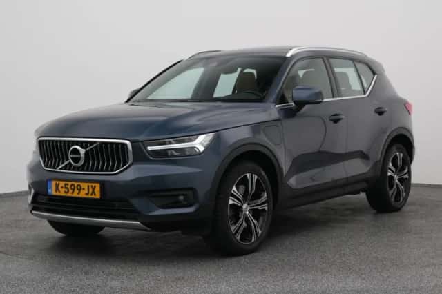 Volvo XC40 (2021) thumbnail 1