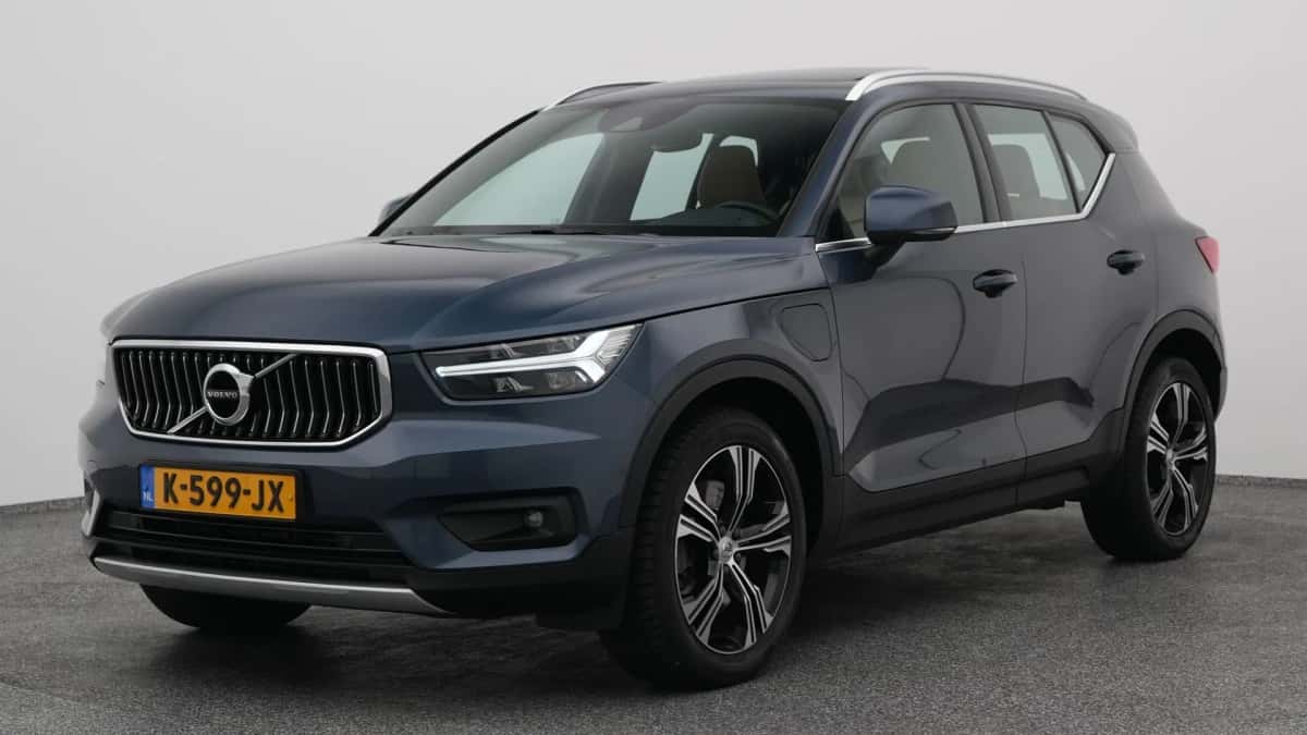 Volvo XC40 (2021) — foto 1
