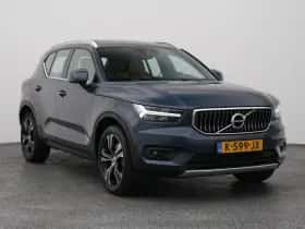 Volvo XC40 (2021) thumbnail 2