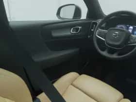 Volvo XC40 (2021) thumbnail 11