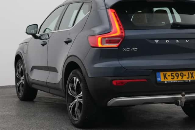 Volvo XC40 (2021) thumbnail 18