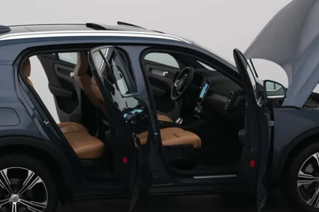 Volvo XC40 (2021) thumbnail 34