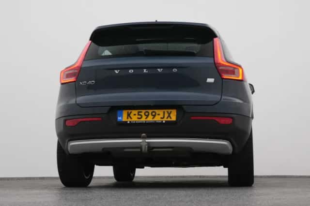 Volvo XC40 (2021) thumbnail 36
