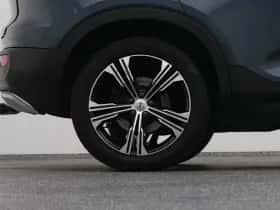 Volvo XC40 (2021) thumbnail 41