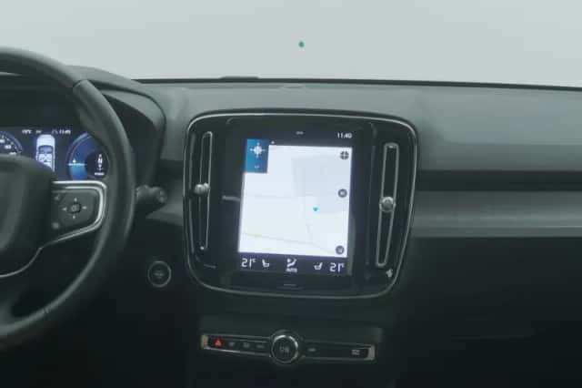 Volvo XC40 (2021) thumbnail 8