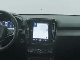 Volvo XC40 (2021) thumbnail 8