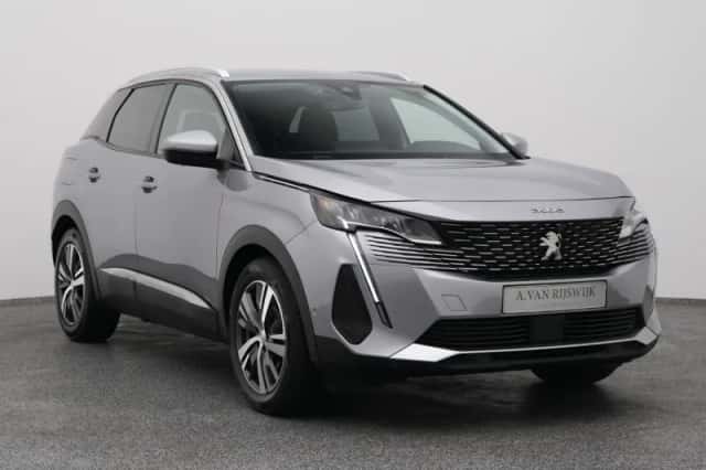 Peugeot 3008 (2021) thumbnail 2