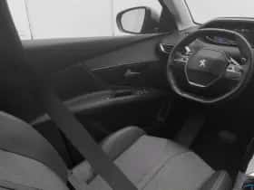 Peugeot 3008 (2021) thumbnail 11