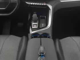 Peugeot 3008 (2021) thumbnail 12