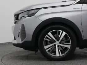 Peugeot 3008 (2021) thumbnail 21