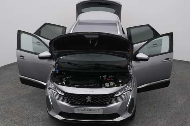 Peugeot 3008 (2021) thumbnail 27