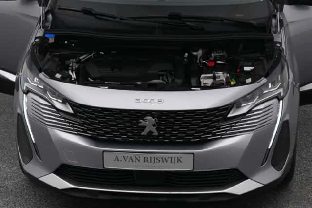 Peugeot 3008 (2021) thumbnail 31