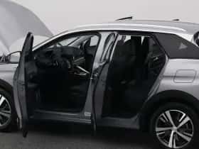 Peugeot 3008 (2021) thumbnail 33