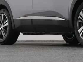 Peugeot 3008 (2021) thumbnail 38