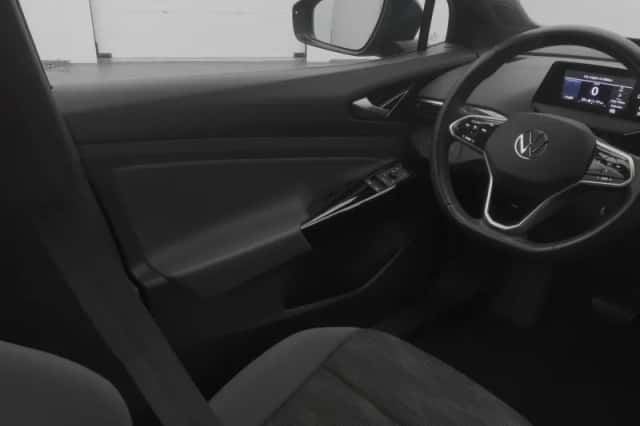 Volkswagen ID.4 (2021) thumbnail 12
