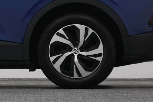 Volkswagen ID.4 (2021) thumbnail 41