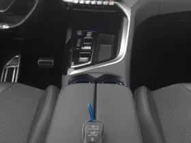 Peugeot 5008 (2023) thumbnail 12