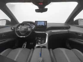 Peugeot 5008 (2023) thumbnail 3