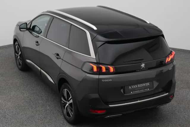 Peugeot 5008 (2023) thumbnail 25