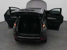 Peugeot 5008 (2023) thumbnail 29