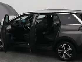 Peugeot 5008 (2023) thumbnail 33