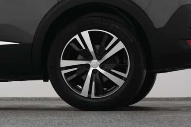 Peugeot 5008 (2023) thumbnail 40