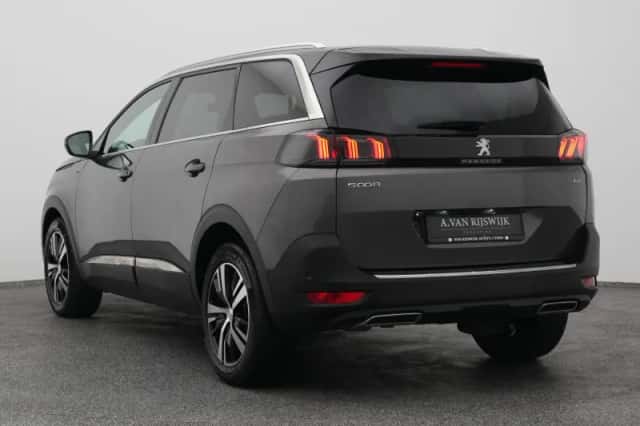 Peugeot 5008 (2023) thumbnail 5