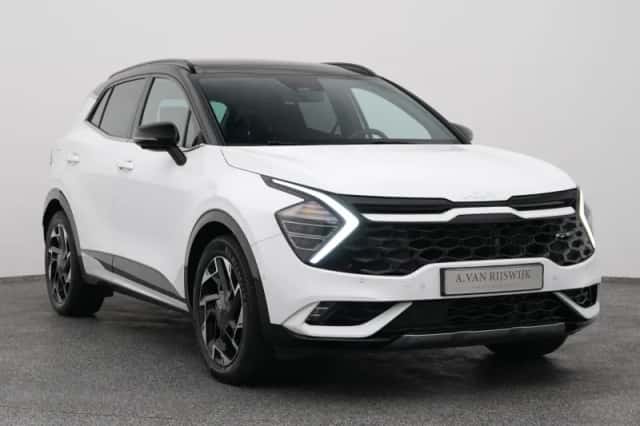Kia Sportage (2023) thumbnail 2