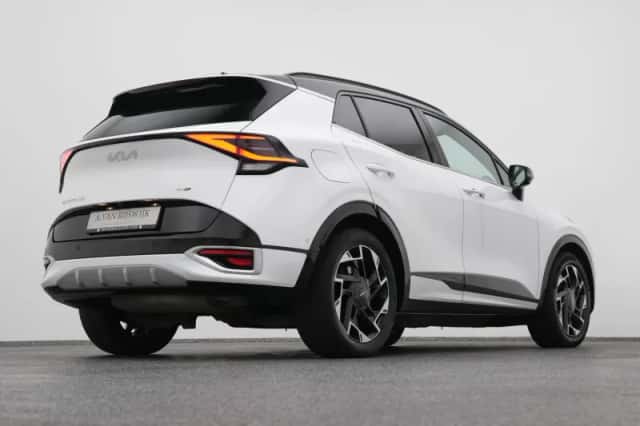Kia Sportage (2023) thumbnail 16