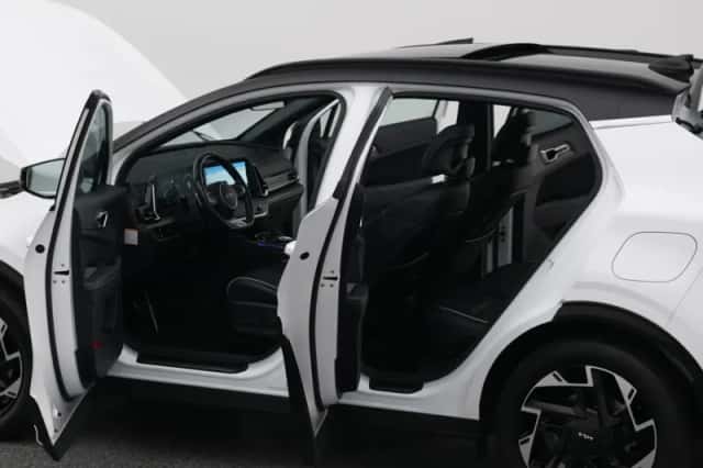 Kia Sportage (2023) thumbnail 33