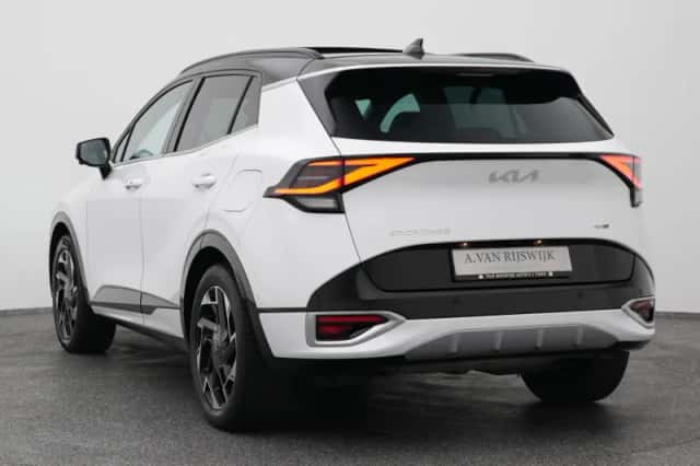 Kia Sportage (2023) thumbnail 5