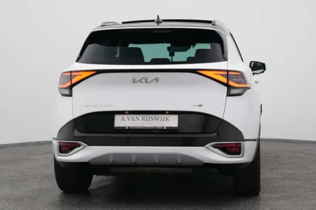 Kia Sportage (2023) thumbnail 10