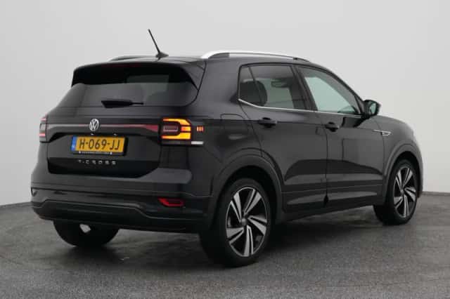Volkswagen T-Cross (2020) thumbnail 6