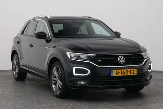 Volkswagen T-Roc (2021) thumbnail 2