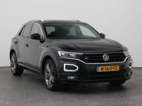 Volkswagen T-Roc (2021) thumbnail 2
