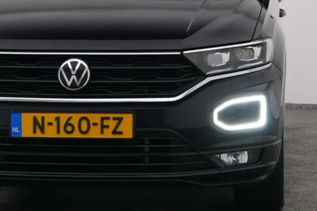 Volkswagen T-Roc (2021) thumbnail 19