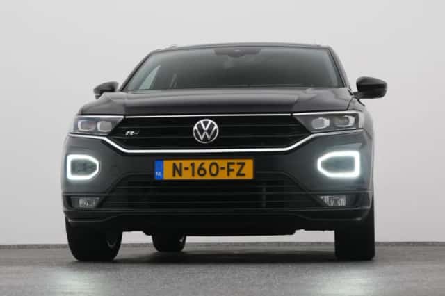 Volkswagen T-Roc (2021) thumbnail 35
