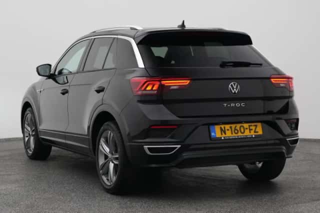 Volkswagen T-Roc (2021) thumbnail 5