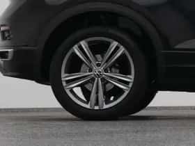 Volkswagen T-Roc (2021) thumbnail 41