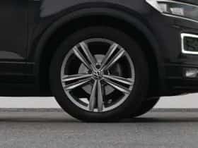Volkswagen T-Roc (2021) thumbnail 42