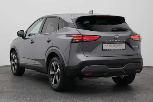 Nissan Qashqai (2023) thumbnail 5