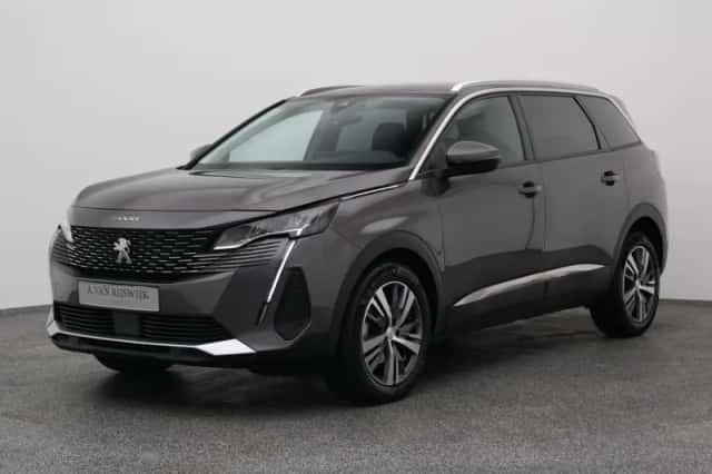 Peugeot 5008 (2021) thumbnail 1