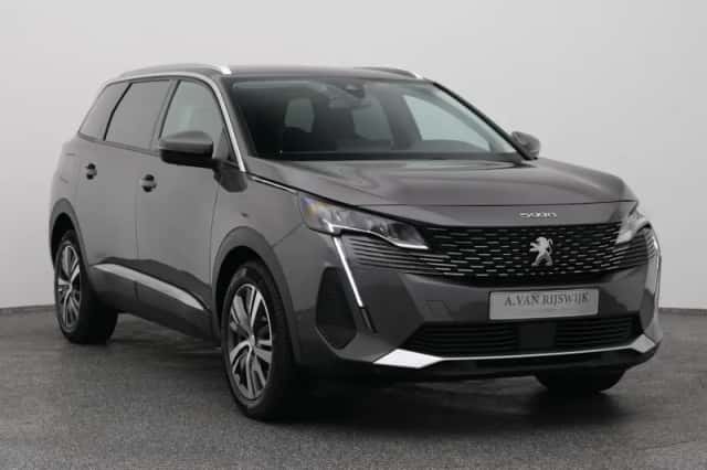 Peugeot 5008 (2021) thumbnail 2