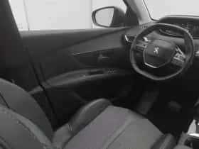 Peugeot 5008 (2021) thumbnail 11