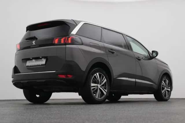 Peugeot 5008 (2021) thumbnail 16