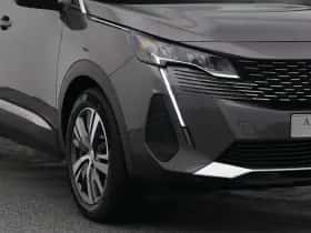 Peugeot 5008 (2021) thumbnail 17