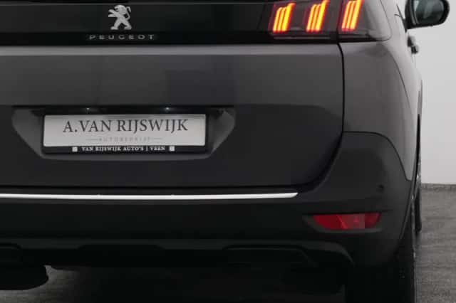 Peugeot 5008 (2021) thumbnail 20