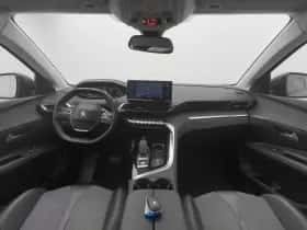 Peugeot 5008 (2021) thumbnail 3