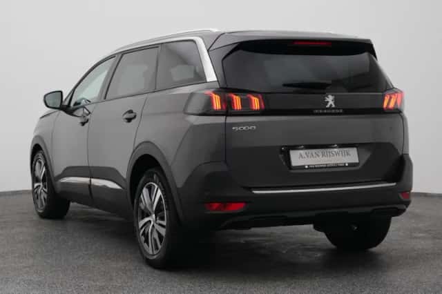 Peugeot 5008 (2021) thumbnail 5